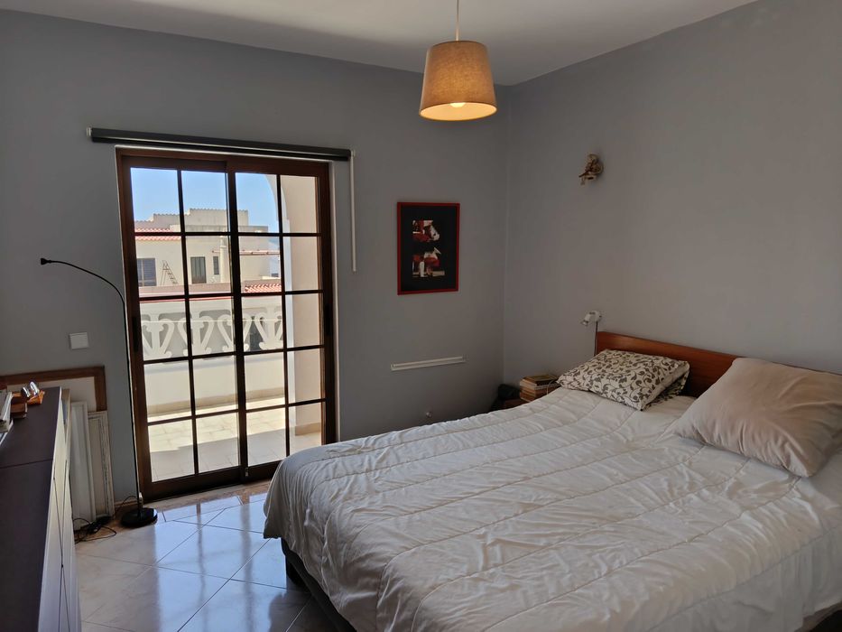 Vendo apartamento usado e renovado  | T2+1, em Loulé