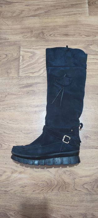 Зимове жіноче взуття 39 розмір