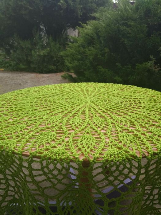 Скатерть ажурная ручной работы