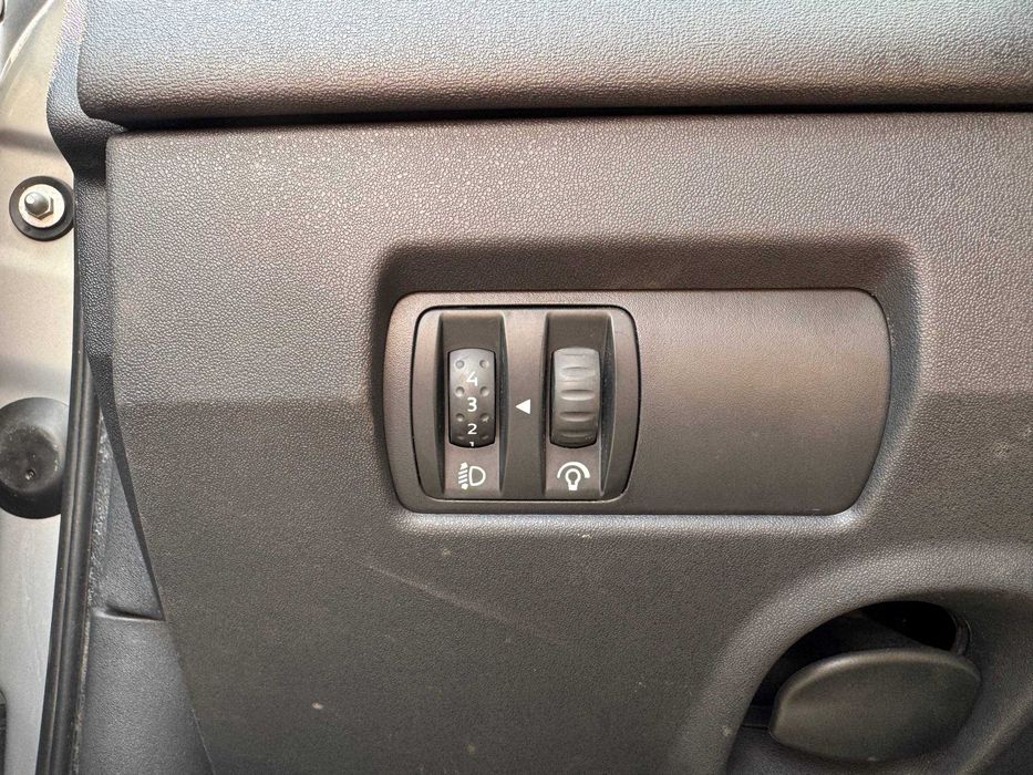 Renault Megane 2005 VIN VF1LM1B0E32795257 фото оголошення 23 з 24