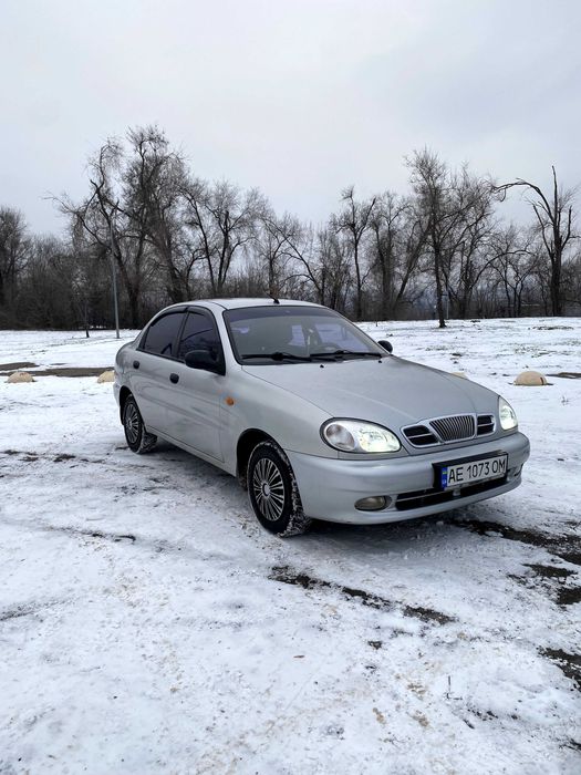 Автомобиль ДЕО СЕНС 1,3