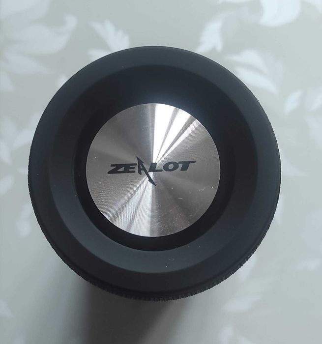 Бездротова bluetooth колонка Zealot S51 чорна