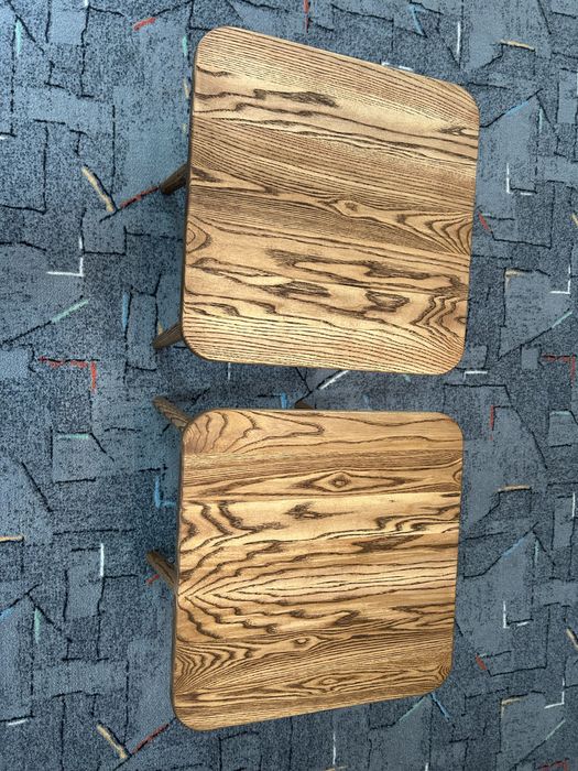 Табурет з ясеню