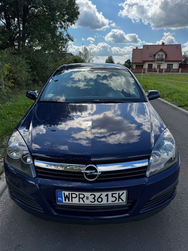 Opel Astra 1.4 Essentia