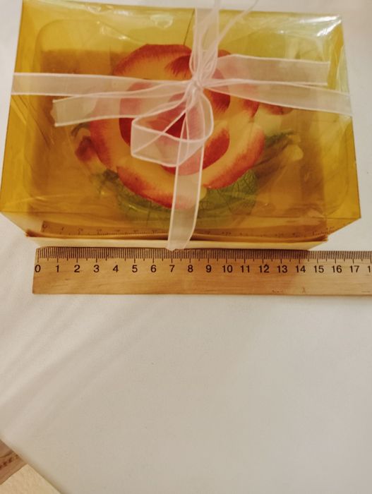 Декоративная свеча-роза на подарок