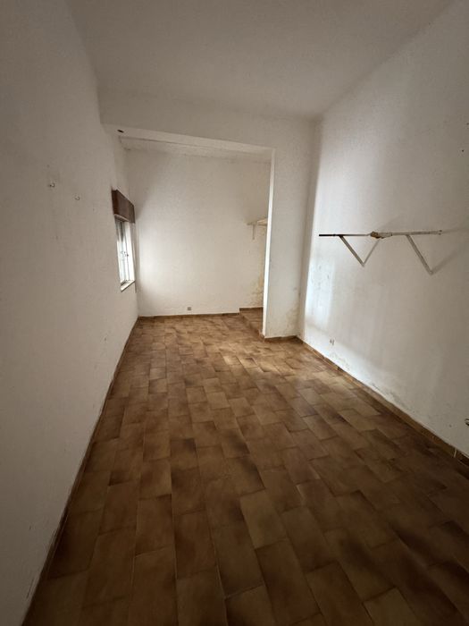 Armazem para arrendar Lagoa Estombar