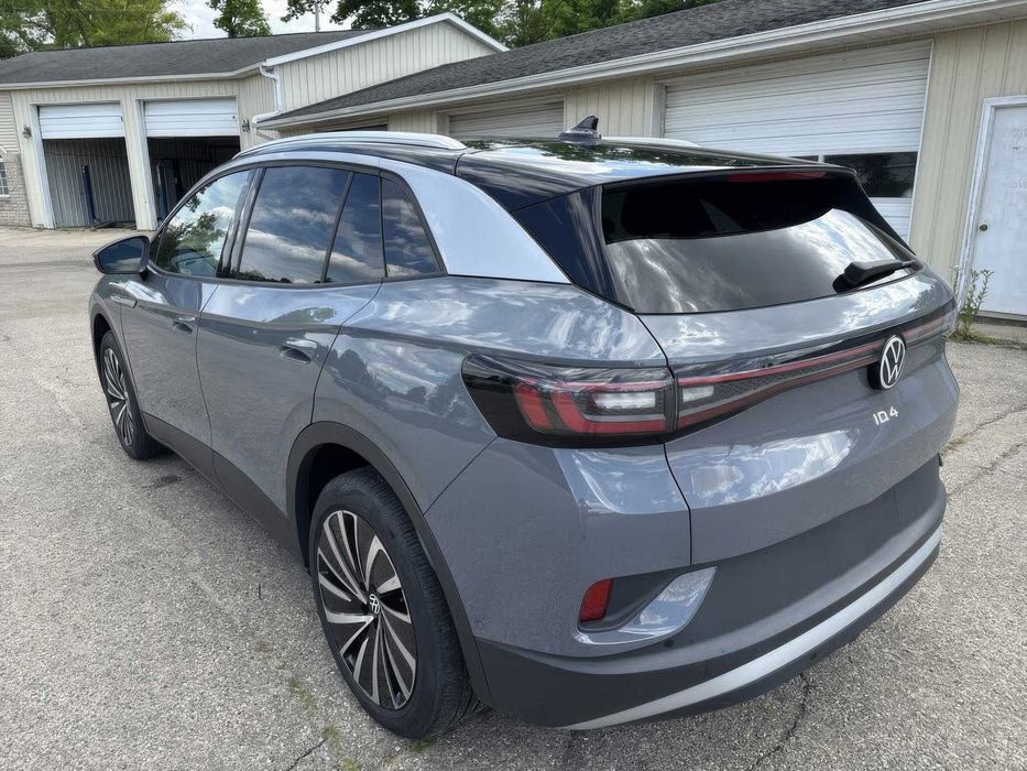 Volkswagen Id.4 Pro      2023