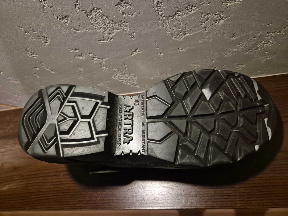 Buty robocze z noskami ARTRA rozmiar 40 unisex