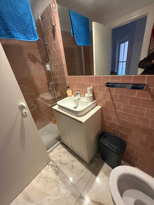 apartamento t3  R. de Mouzinho da Silveira 180