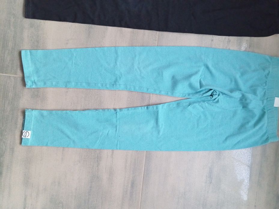 Legginsy w rozmiarze 140