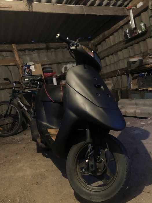 Мопед Сузукі летс 2