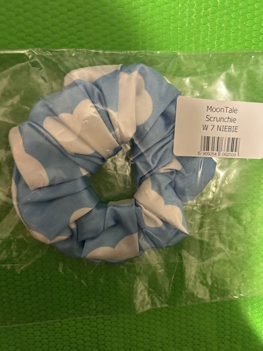 Scrunchie W 7 Niebie Julii Żugaj