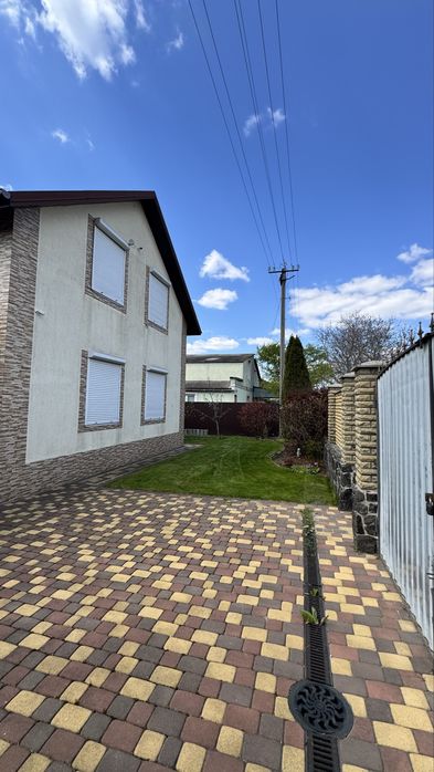 Продаж будинку в с.Лозівок - Вид 3