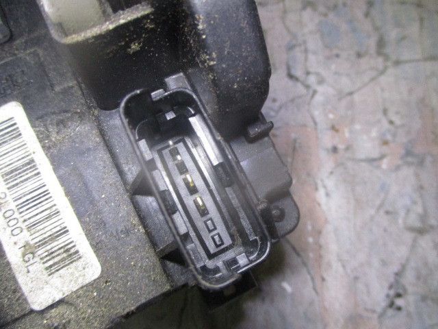 Fechadura / fecho porta trás direito HYUNDAI i30 CW (FD)