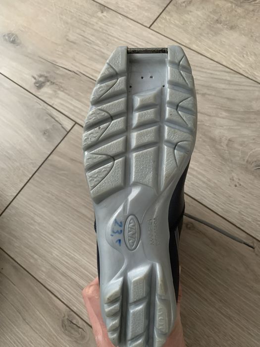 Взуття для лиж alpina