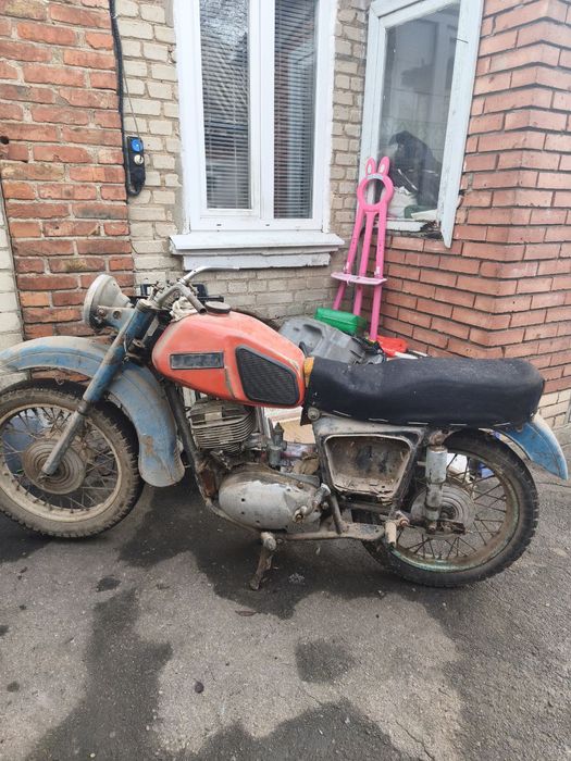 Мотоцикл Иж Планета 5