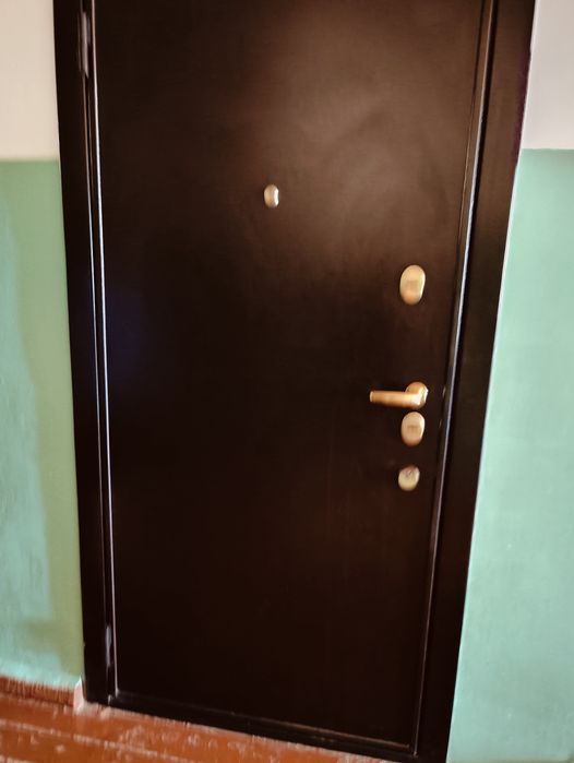 Продам квартира Лысая Гора ,  ул. Грушевая . Недорого!