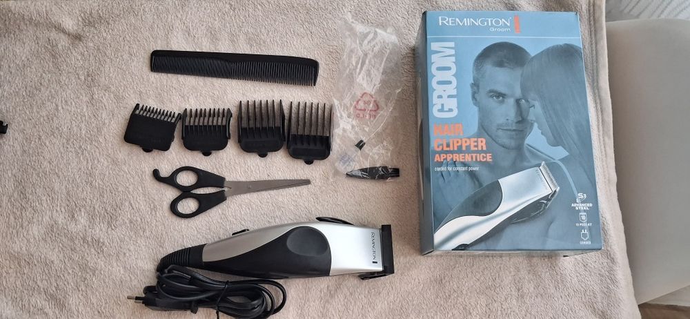 Máquina de Cortar Cabelo Remington Groom HC70