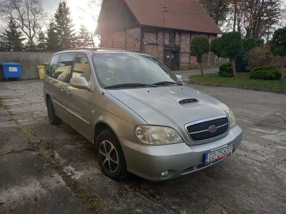 Kia Carnival Mini Camper