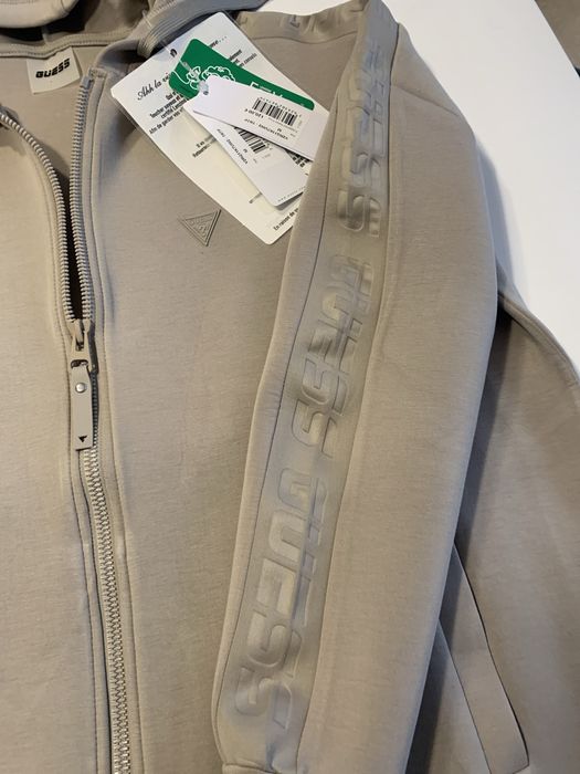 Bluza moze byc damska lub meska