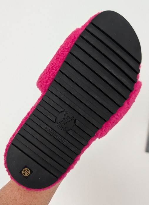 Klapki nowe różowe fuksja LV Louis Vuitton r 39