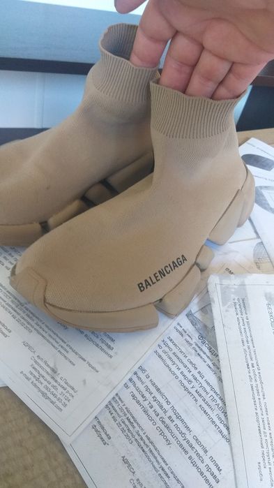Продам кеди Баленсіаґа