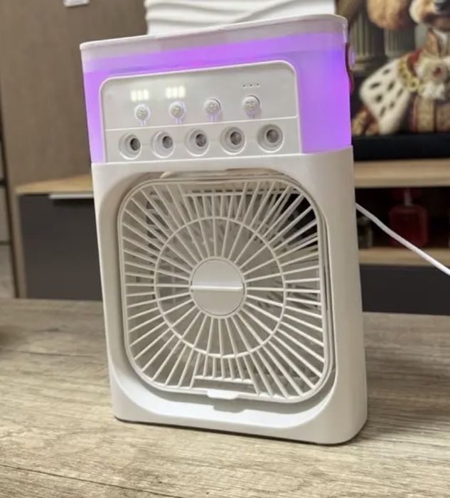 Зволожувач-вентилятор з підсвіткою