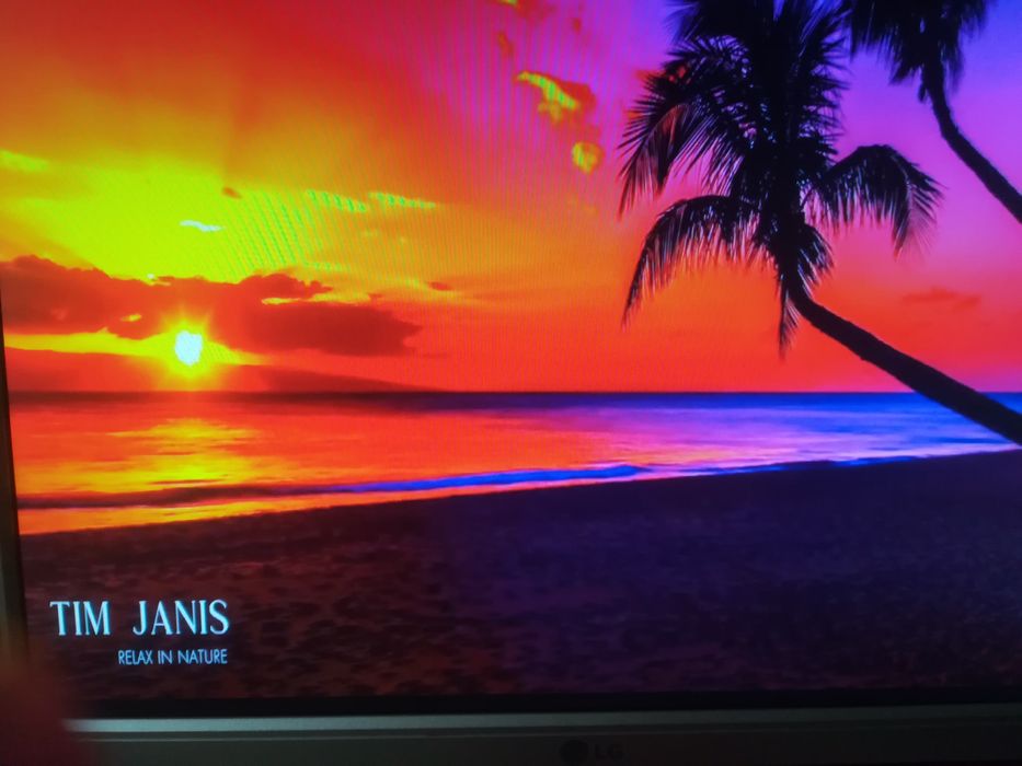 Smart TV Box +Samsung 20'',LED monitor.