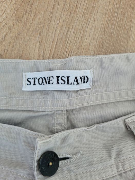 Szare spodnie Stone Island