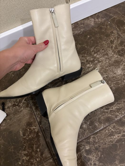 Чоботи черевики ботильони молочні бежеві massimo dutti limited edition