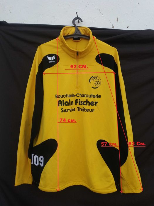 Футбольна спортивна з довгим рукавом: Швейцарія: FCC CORCELLES / Пежо.