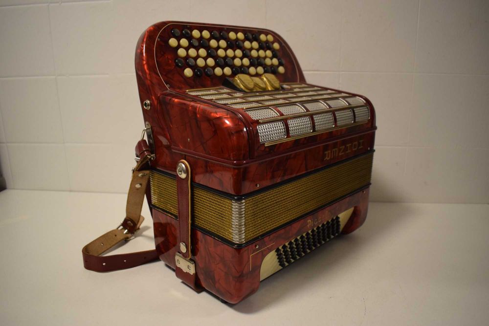 Hohner Piccolo Accordion, 2 Voices, No. 17264176738800386122