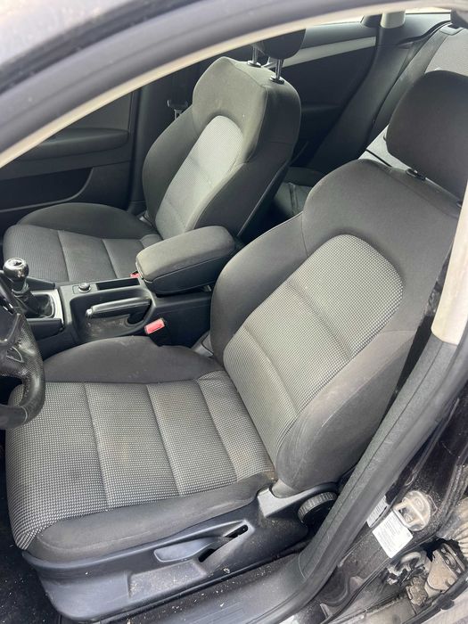 Audi A3 8P sportback 1.6 TDI PARA PEÇAS