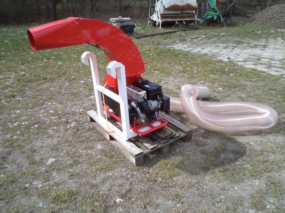 Odkurzacz spalinowy TURBINA DO LIŚCI ZAWIESZANY na burtę