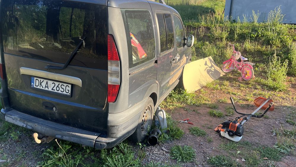 Fiat doblo 2003 rok