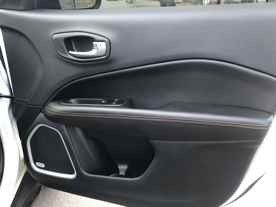 Jeep compass 2020 limited +