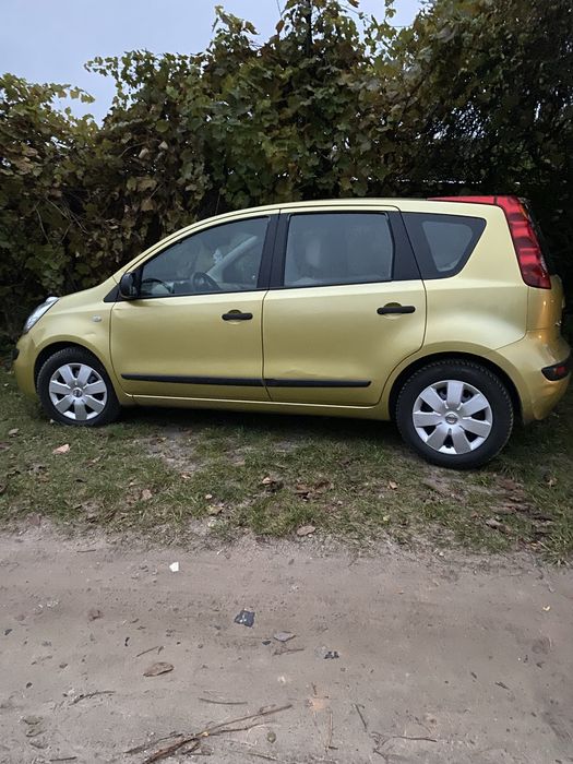 Nissan note 1.4 benzyna bdb stan nowe opony