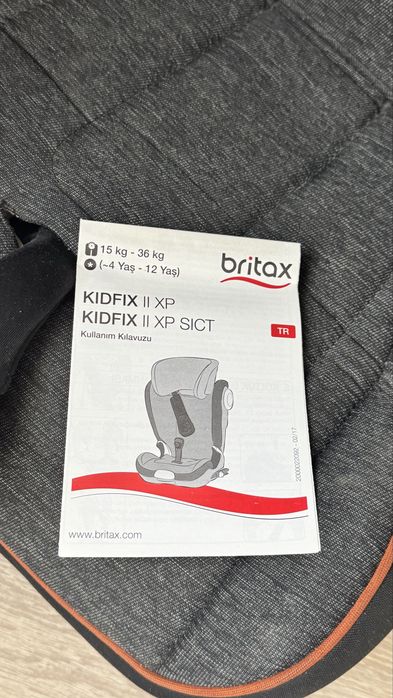 Автокрісло Britax Römer KIDFIX II XP / XP SICT (15–36 кг)