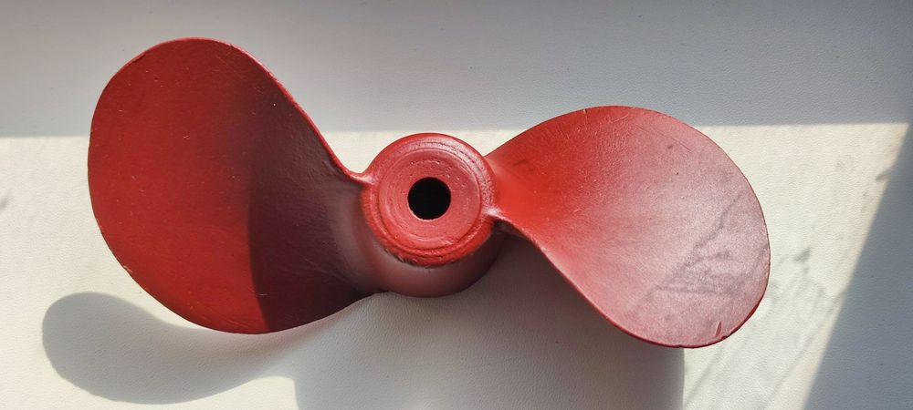 Лодочный мотор Москва 10-12 гребной винт