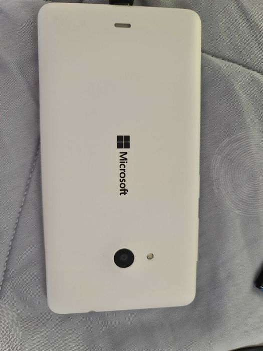 Telemovel Microsoft como novo