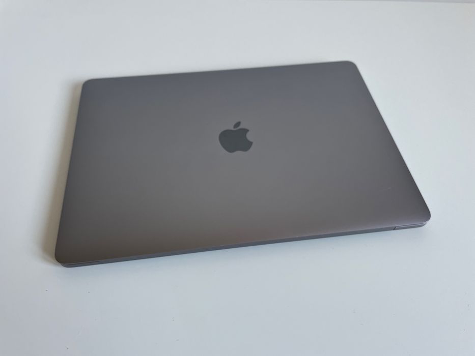 MacBook Pro A2251 2020 13 cali, Intel Core i7, 16GB