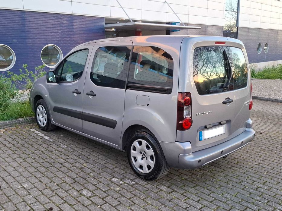 Peugeot Partner 1.6 HDi 100CV 5 Lugares (Aceito Retoma)
