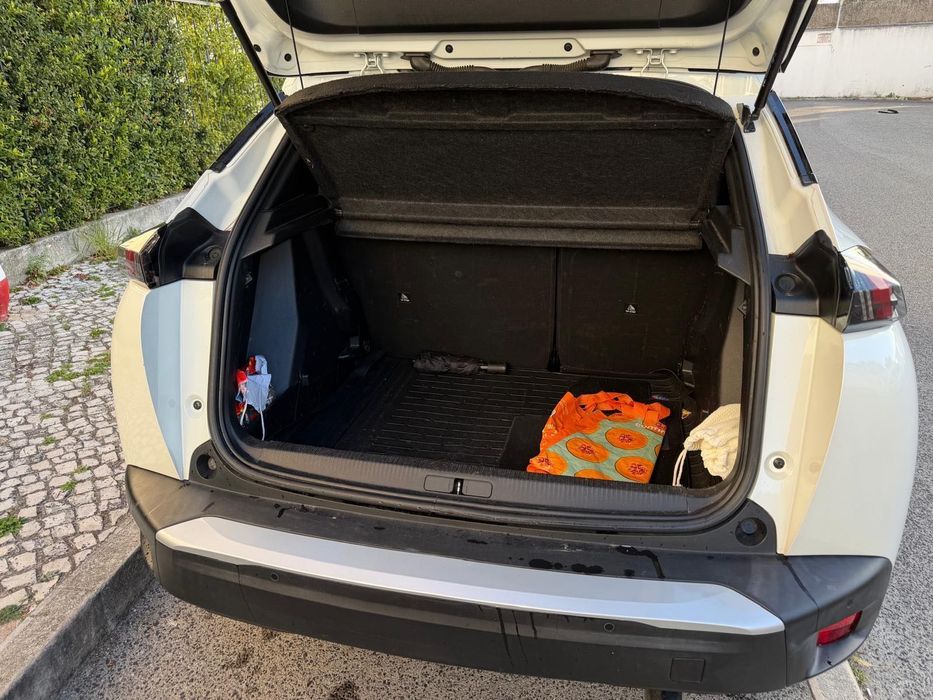 PEUGEOT 2008 1.5 BlueHDi