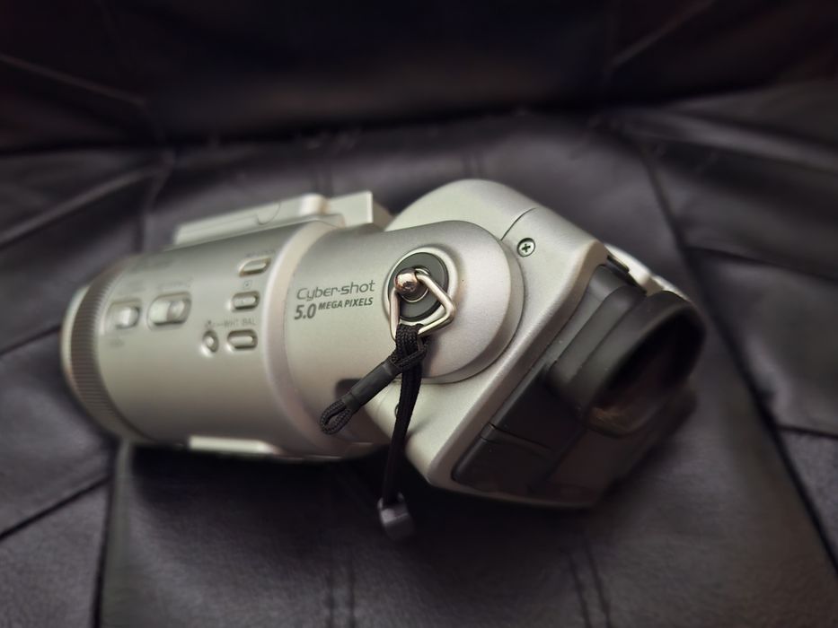 sony dsc v3 - купить цифровые фотоаппараты - Цена на OLX.ua