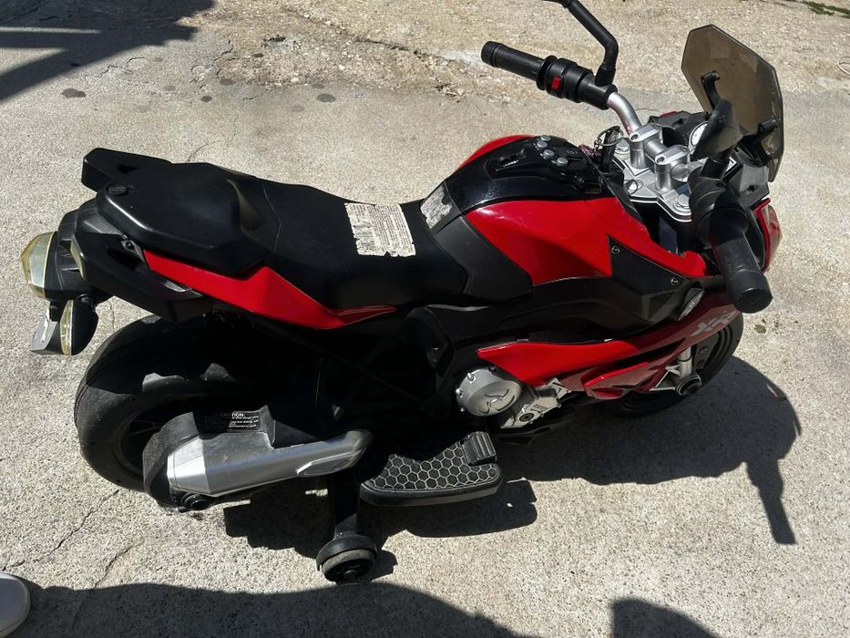 Mota criança elétrica BMW
