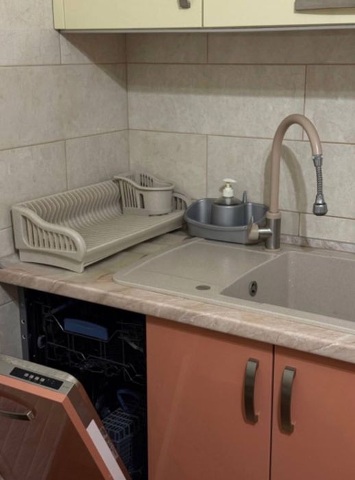 Продаж 2 кімнатної квартири Глинянський Тракт