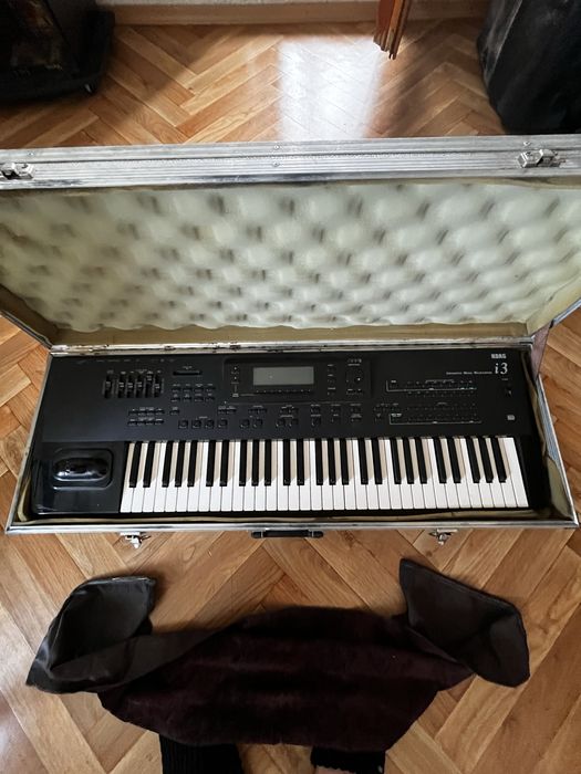 Korg i3 синтезатор