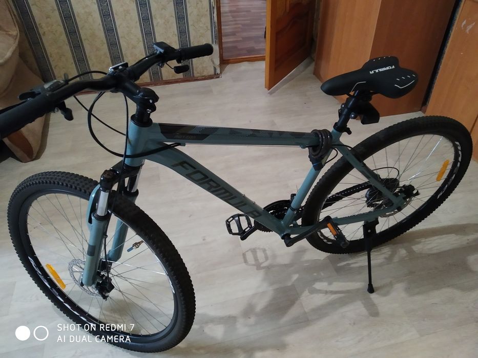 Продам велосипед  формула 19 рама,29 колеса.