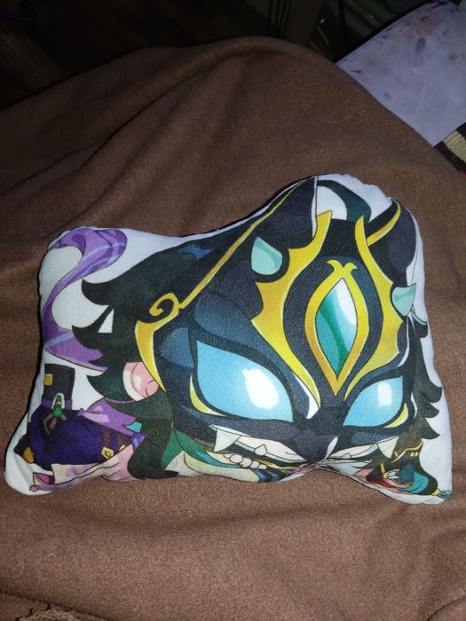 подушка с сяо геншин импакт