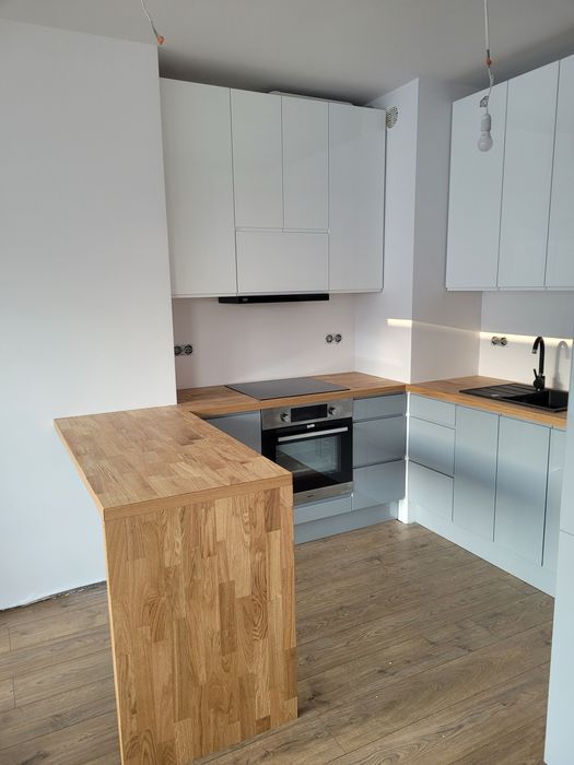 Meble na wymiar/skaładanie mebli z paczki